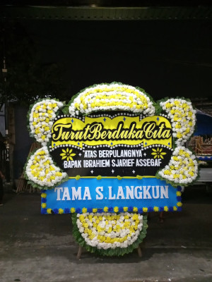 Papan Bunga Duka di Pulau Setokok